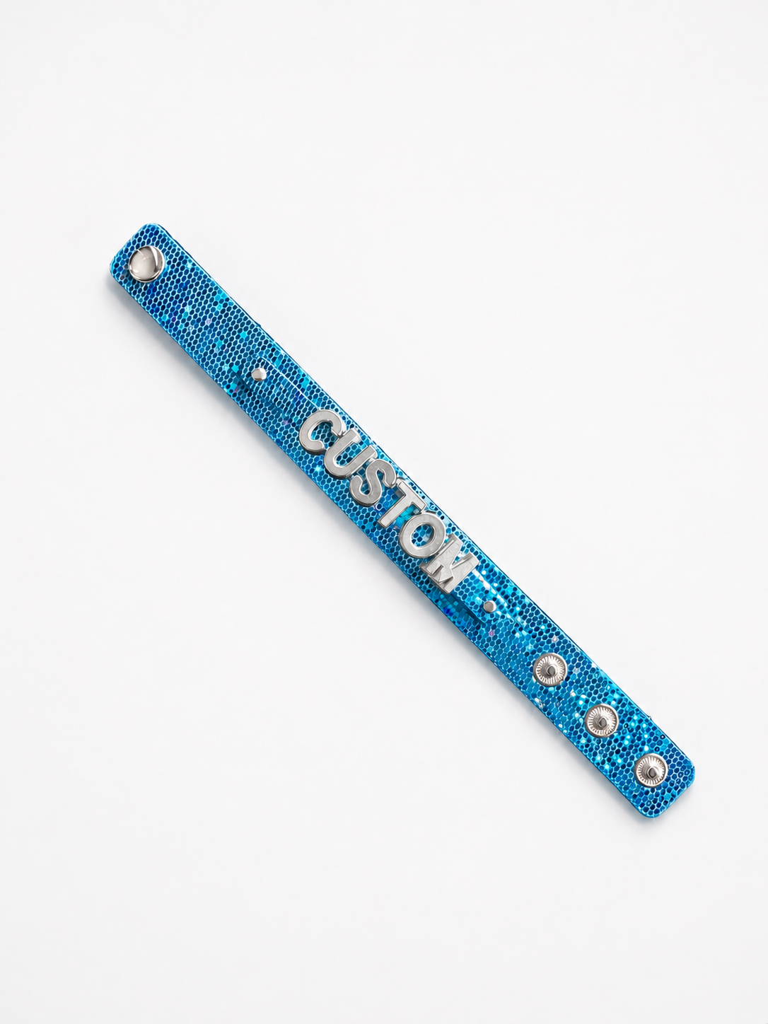 Eigen naam armband blauw glitter