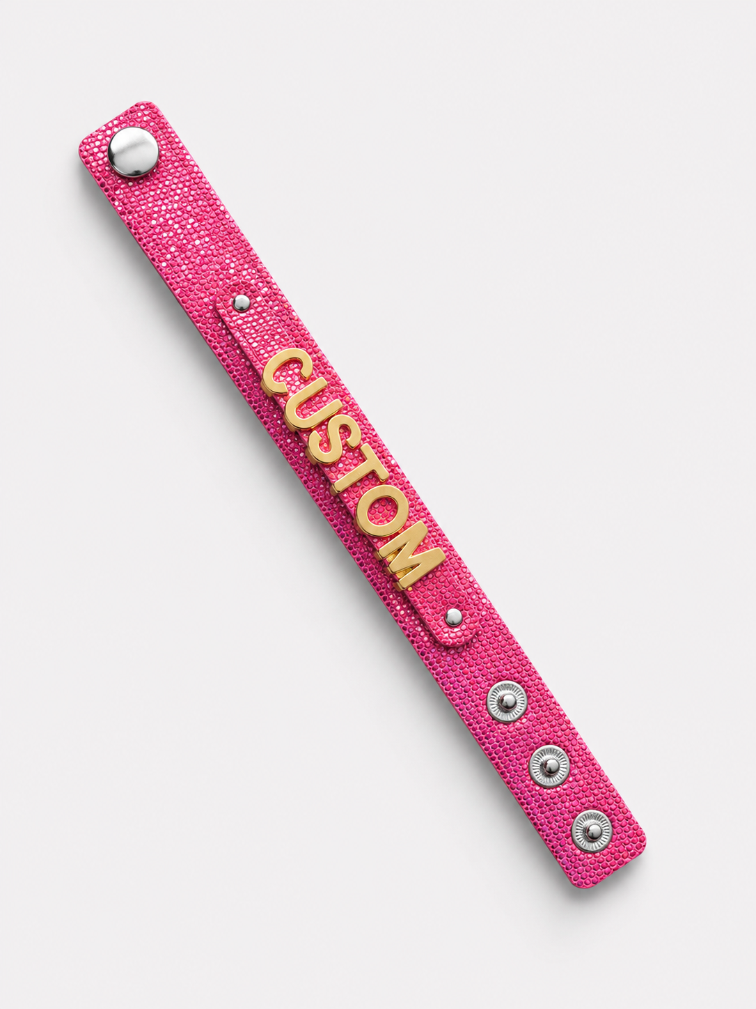 Eigen naam armband donker roze glitter